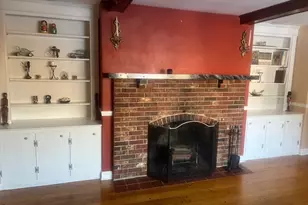 131 Chateau Dr, Somerset, MA 02726 - Photo 4