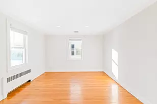 126 Washington Ave, Waltham, MA 02453 - Photo 12