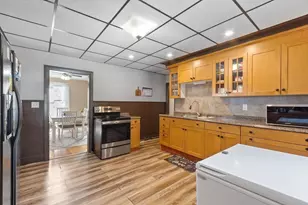 76 Heywood St, Fitchburg, MA 01420 - Photo 10