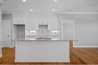 37 Crestwood Circle #43, Northbridge, MA 01588 - Photo 8