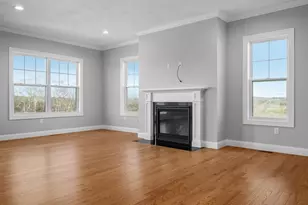 37 Crestwood Cir, Northbridge, MA 01588 - Photo 12