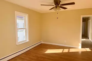 34 Cherry St, Brockton, MA 02301 - Photo 4