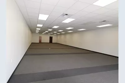 1464 Fall River Ave, Seekonk, MA 02771 - Photo 8