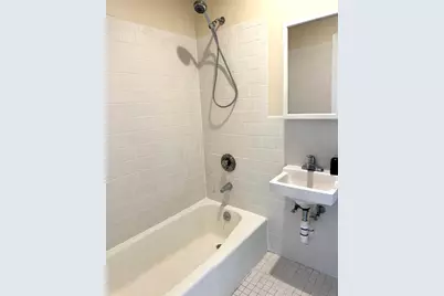 838 Western Ave #2R, Lynn, MA 01904 - Photo 6