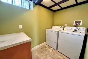 31 Oakley Rd, Watertown, MA 02472 - Photo 30