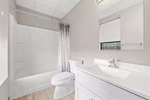 57 Pleasant St, Worcester, MA 01609 - Photo 8