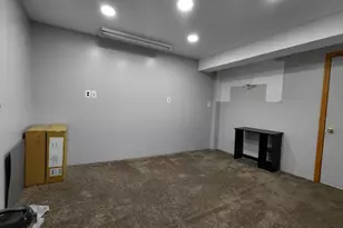 1215 Pawtucket, Lowell, MA 01854 - Photo 8