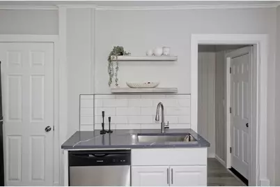 68-70 Ottawa Street #68, Agawam, MA 01001 - Photo 18