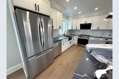 67 Jewett St #1, Newton, MA 02458 - Photo 6