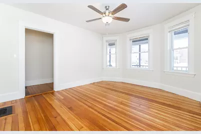 359 Concord St #1, Framingham, MA 01702 - Photo 2