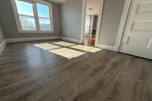 34 Chestnut St, Wakefield, MA 01880 - Photo 1