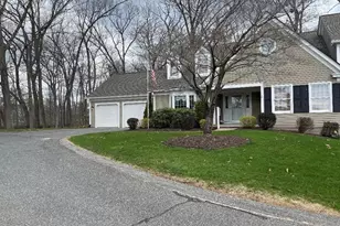 2 Windpath E, West Springfield, MA 01089 - Photo 2