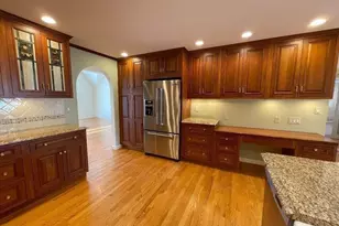 2 Windpath E, West Springfield, MA 01089 - Photo 16