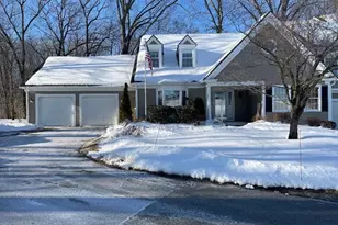 2 Windpath E, West Springfield, MA 01089 - Photo 1