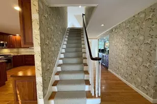 2 Windpath E, West Springfield, MA 01089 - Photo 8