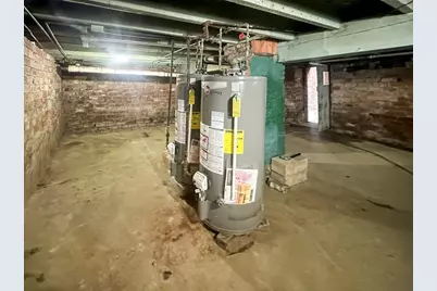 366 Alden St, Fall River, MA 02723 - Photo 20