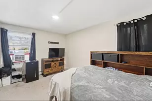 48 Silver St, Fitchburg, MA 01420 - Photo 12