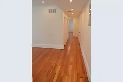 370A Centre St #3, Boston, MA 02130 - Photo 6