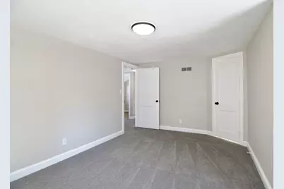1088 Sumner Ave, Springfield, MA 01118 - Photo 28