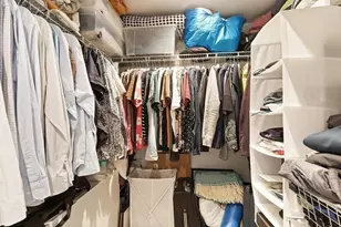 2 W Sixth St, Boston, MA 02127 - Photo 16