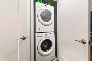 2 W Sixth St, Boston, MA 02127 - Photo 14