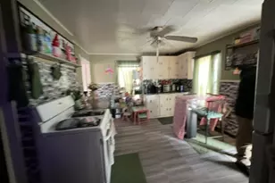 175 Hope St, Greenfield, MA 01301 - Photo 6