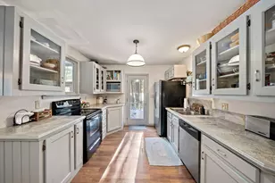 168 Tremont St, Carver, MA 02330 - Photo 8