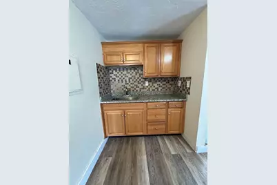 40 E. Water St #2, Rockland, MA 02370 - Photo 2
