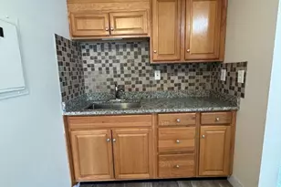 40 E Water St, Rockland, MA 02370 - Photo 2