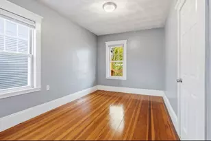 20 Leslie St, Boston, MA 02122 - Photo 18