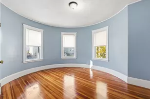 20 Leslie St, Boston, MA 02122 - Photo 14