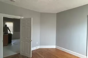 92 Elliot St, Brockton, MA 02302 - Photo 4