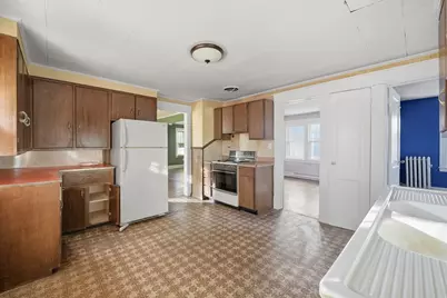 57-59 Martha St, Springfield, MA 01151 - Photo 8