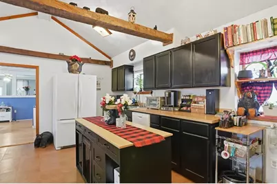 8 School St, Adams, MA 01220 - Photo 12