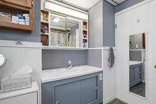 8 School St, Adams, MA 01220 - Photo 22