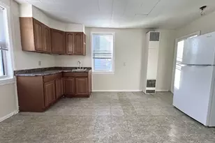 49 Fulton St, Peabody, MA 01960 - Photo 2