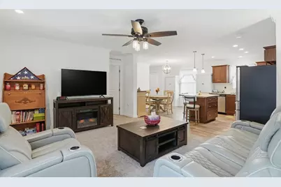 9 Lily Lane, Templeton, MA 01436 - Photo 4