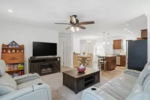 9 Lily Ln, Templeton, MA 01436 - Photo 4