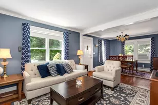 29 Elm St, Franklin, MA 02038 - Photo 4