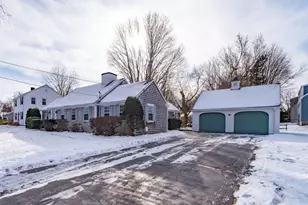 1 Bloomfield Ave, Middleborough, MA 02346 - Photo 2