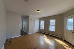 171 Pleasant St, Attleboro, MA 02703 - Photo 4