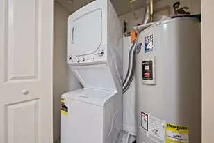 391 Pleasant St, Melrose, MA 02176 - Photo 20