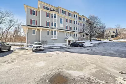 391 Pleasant St #201, Melrose, MA 02176 - Photo 24