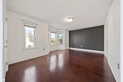 391 Pleasant St #201, Melrose, MA 02176 - Photo 6