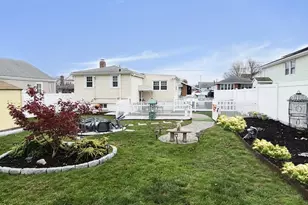 92 Pemberton St, Revere, MA 02151 - Photo 4