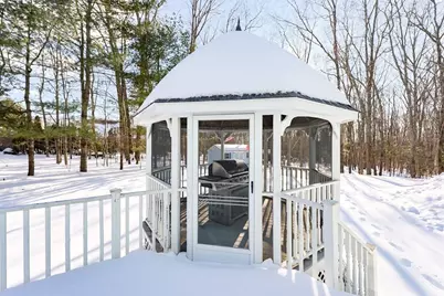 9 Reagan Ave, Franklin, MA 02038 - Photo 40