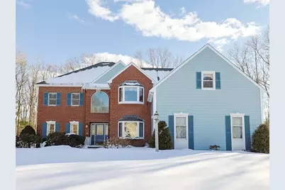 9 Reagan Ave, Franklin, MA 02038 - Photo 2