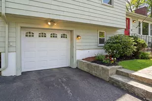 19 Lantern Ln, Chelmsford, MA 01824 - Photo 14