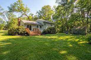 19 Lantern Ln, Chelmsford, MA 01824 - Photo 8