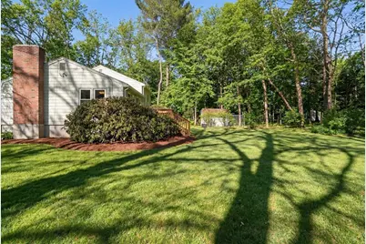19 Lantern Ln, Chelmsford, MA 01824 - Photo 6